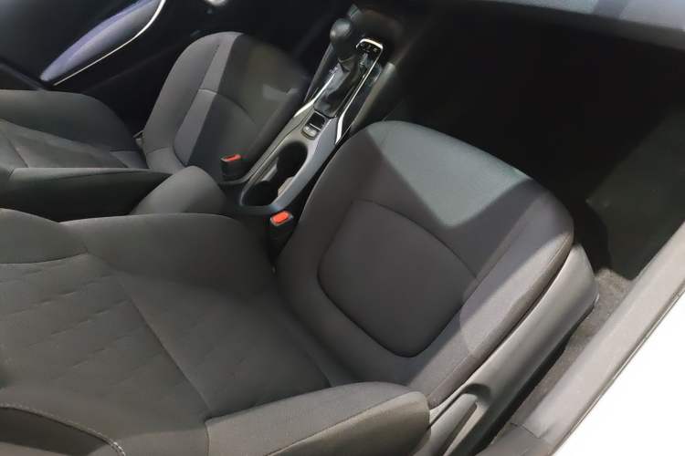 Used Toyota Corolla 2021 Dual-Motor 1.8L E-CVT Elite Edition
