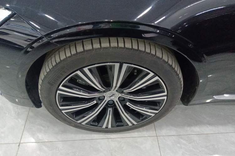 Used Volvo S90 2024 B5 Luxury Smart Edition