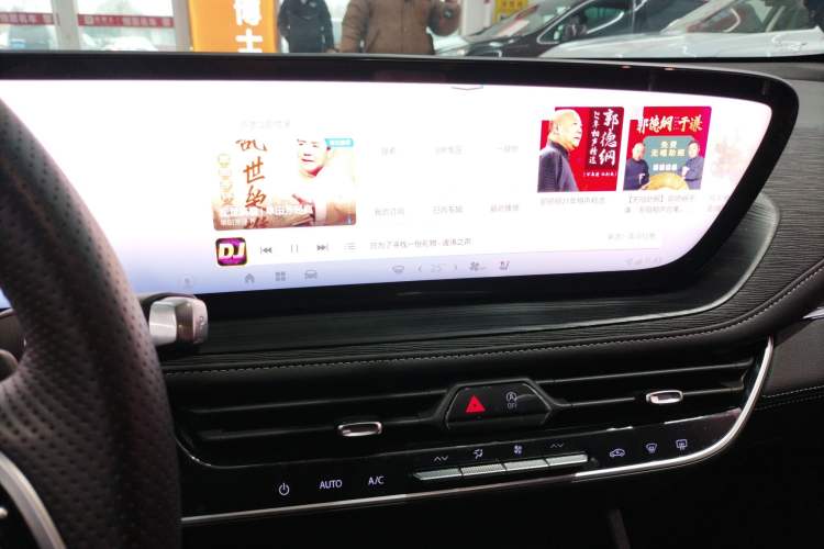 Used Buick LaCrosse 2023 28T Prestige Edition
