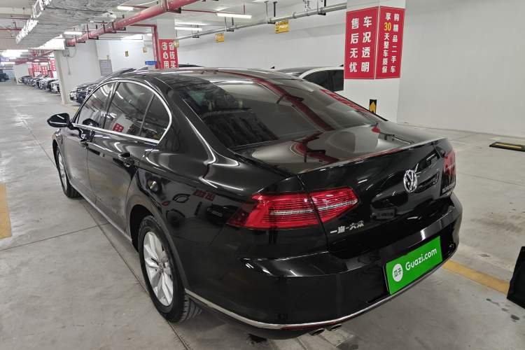 Used Volkswagen Magotan 2018 280TSI DSG Comfort Model
