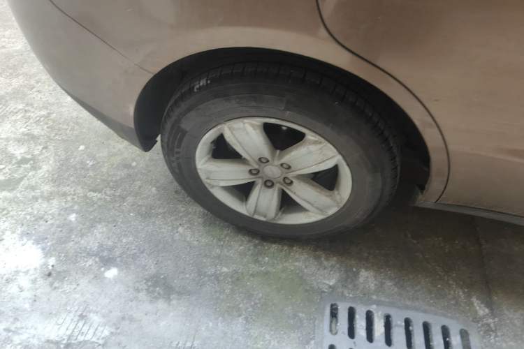 Used Geely Auto SX7 2013 2.0L Manual Elite Edition
