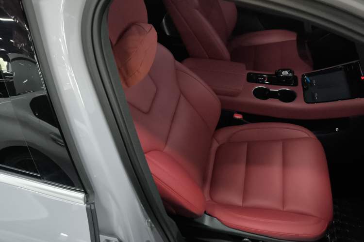 Used Hima AITO M5 2024 Extended-Range Max Rear-Wheel Drive Advanced Intelligent Driving Version
