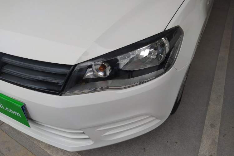 Used Volkswagen Jetta 2015 1.6L Manual Fashion Edition