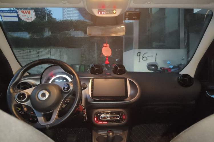 Used  forfour 2018 1.0L 52kW Passion Edition
