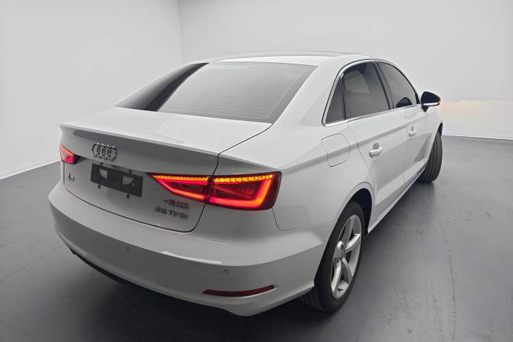 Used Audi A3 2014 Limousine 35 TFSI Automatic Comfort Model
