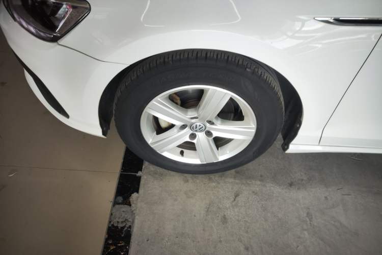 Used Volkswagen Lamando 2019 230TSI DSG Fashion Edition China VI