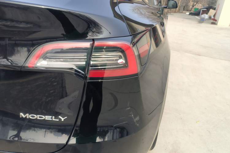 Used Tesla Model Y 2021 Revised Version 2 Long-Range All-Wheel-Drive Edition