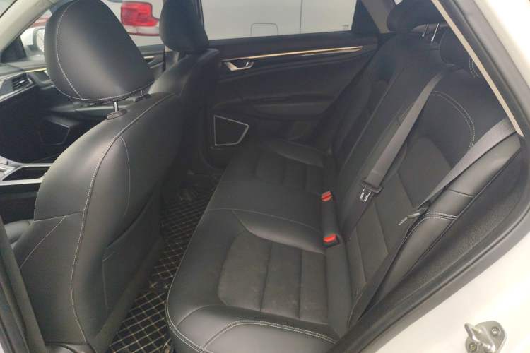 Used Geely Auto Emgrand GL 2021 UP 1.4T CVT Leading Edition
