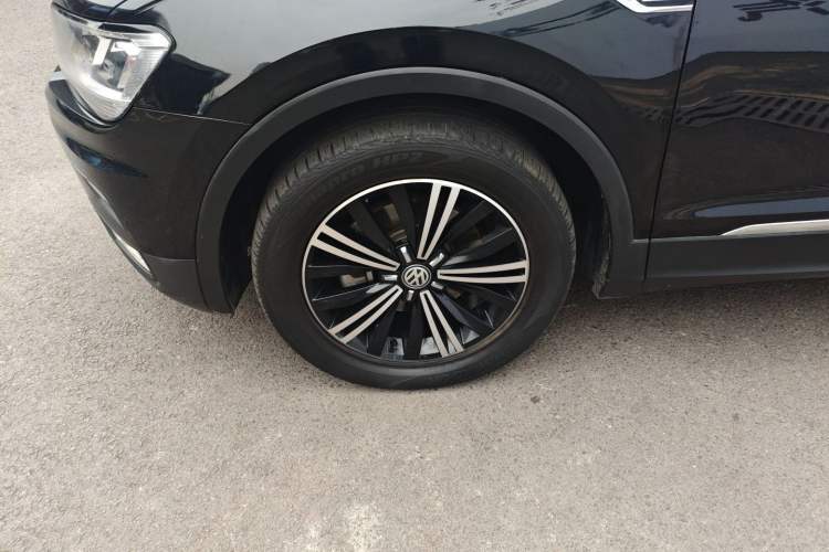 Used Volkswagen Tiguan L 2020 330TSI Automatic Two-Wheel Drive Panoramic Comfort Edition China VI Standard