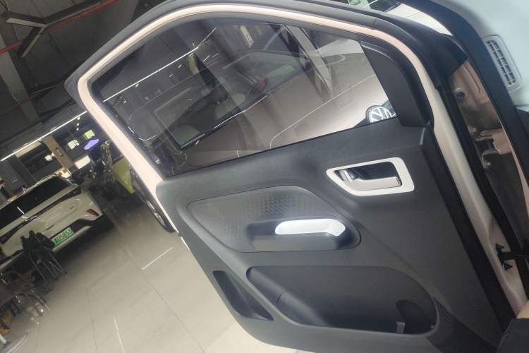 Used Wuling Hongguang MINIEV 2024 3rd Generation 215km Advanced Version
