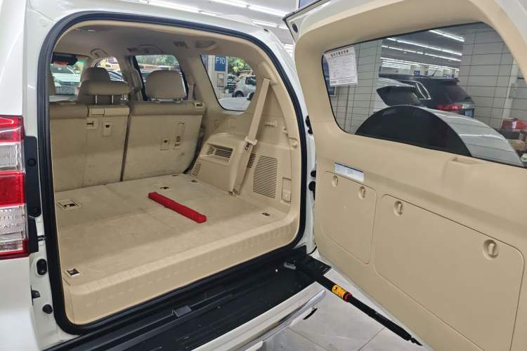 Used Toyota Prado 2015 2.7L 2700 Middle East Version