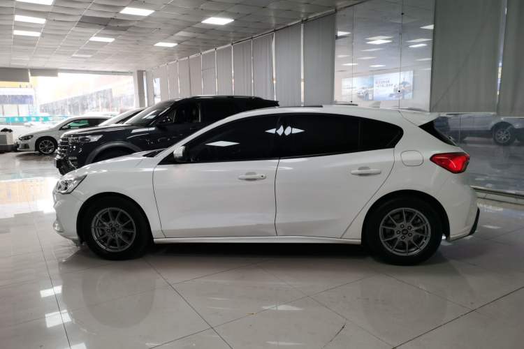Used Ford Focus 2020 Hatchback EcoBoost 180 Automatic Trend Edition