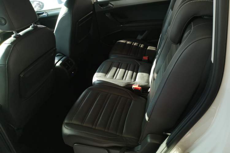 Used Volkswagen Touran 2016 Volkswagen Touran L 280TSI DSG Comfort Edition