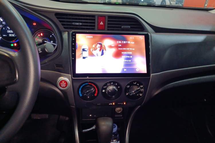 Used Honda Crider 2016 1.8L CVT Luxury Edition
