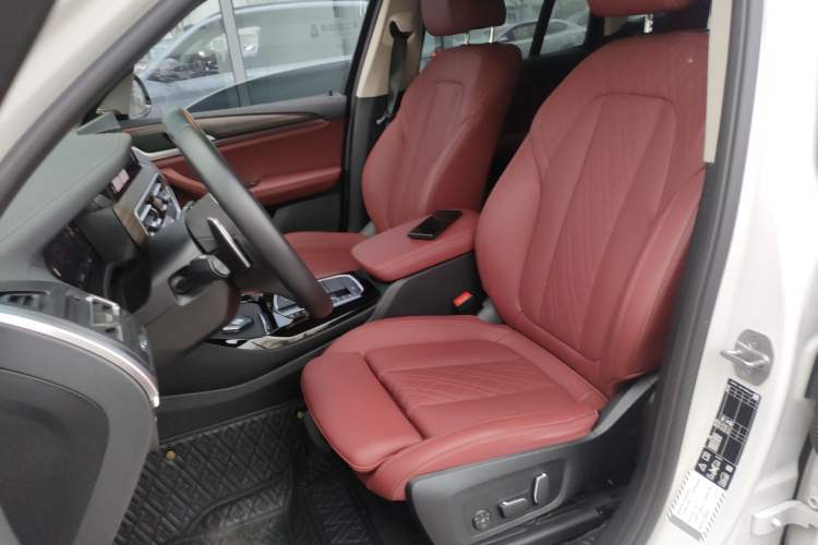 Used BMW X3 2023 Restyled xDrive30i Leading Edition M Night Sky Package
