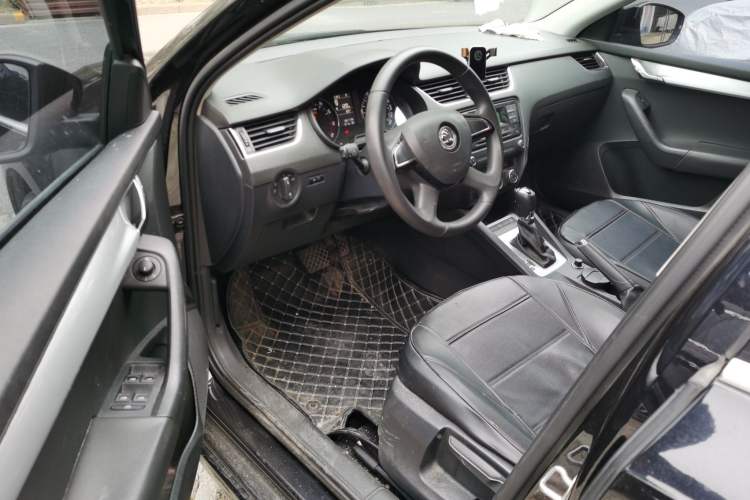 Used Skoda Octavia 2016 1.6L Automatic Chuanxing Edition