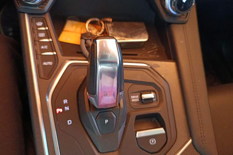 Used Lynk & Co 01 2021 2.0TD Two-Wheel-Drive Pro Trim
