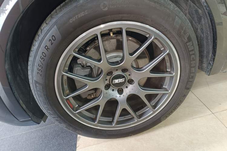 Used Li Auto L8 2023 Pro Model
