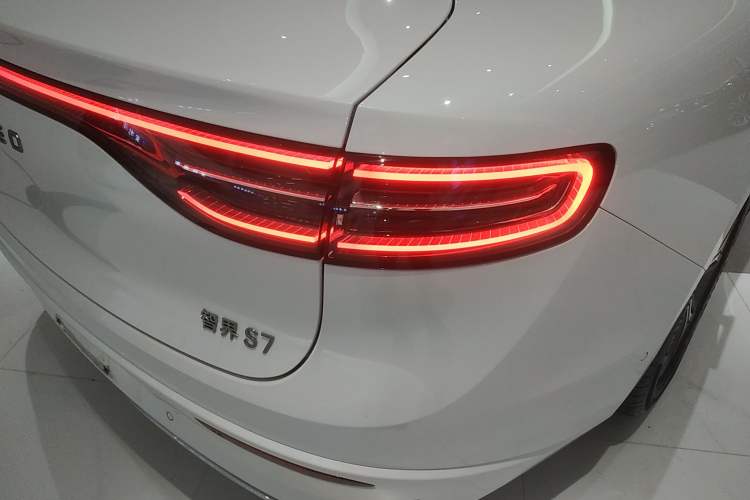 Used Hima Luxeed S7 2024 Max+ Rear-Drive Ultra-Range Intelligent Driving Edition
