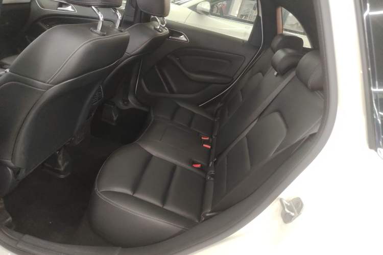 Used Mercedes-Benz B-Class 2015 B 200 Fashion Model
