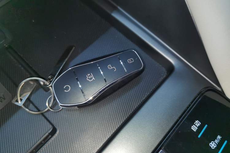 Used BYD Song PLUS New Energy 2025 EV Smart Drive Edition 605km Flagship Model
