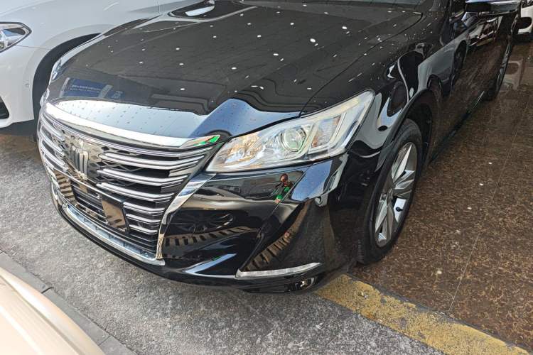 Used Toyota Crown 2015 2.0T Fashion Edition