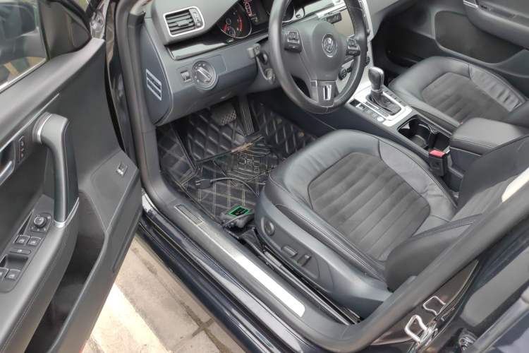 Used Volkswagen Magotan 2015 Facelift 1.8TSI Luxury Model
