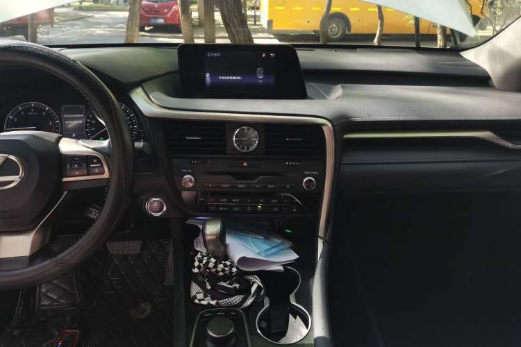 Used Lexus RX 2016 300 Two-Wheel Drive Elite Version China V Standard
