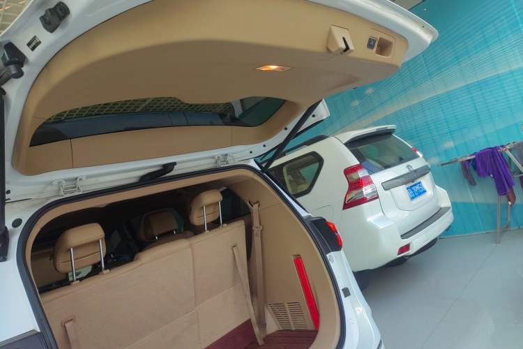 Used Buick GL8 2021 ES Land Cruiser 653T Luxury Edition