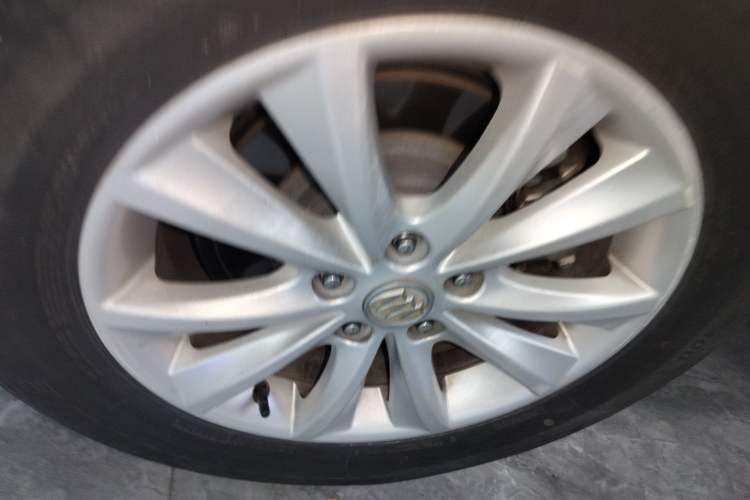 Used Buick Envision 2017 28T Four-Wheel Drive Luxury Model
