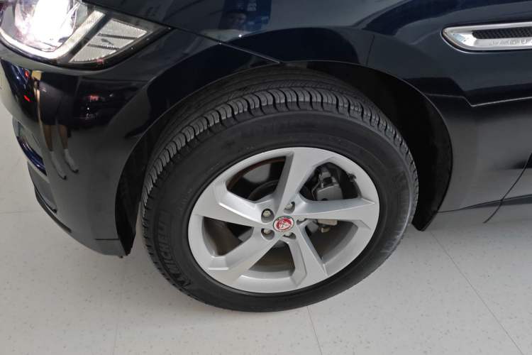 Used Jaguar F-PACE 2020 2.0T Urban Deluxe Edition
