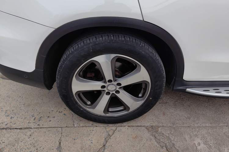 Used Mercedes-Benz GLC 2016 GLC 300 4MATIC Dynamic Model
