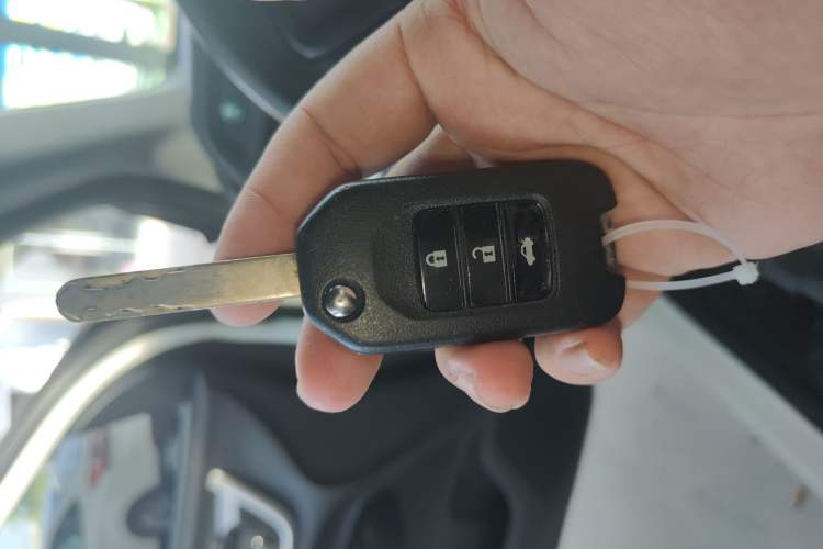 Used Honda Crider 2015 1.8L automatic comfort version
