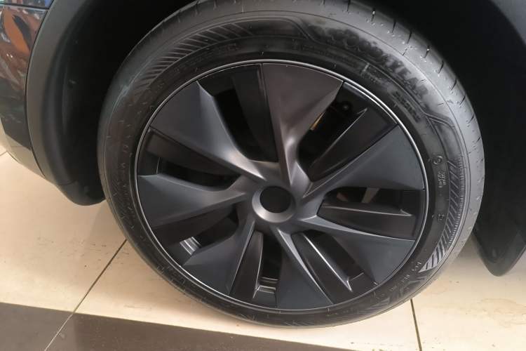 Used Tesla Model Y 2024 Rear-Wheel-Drive Version