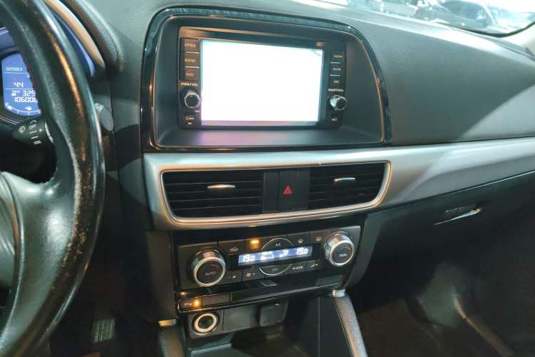 Used Mazda CX-5 2015 2.0L Automatic Two-Wheel Drive Urban Version
