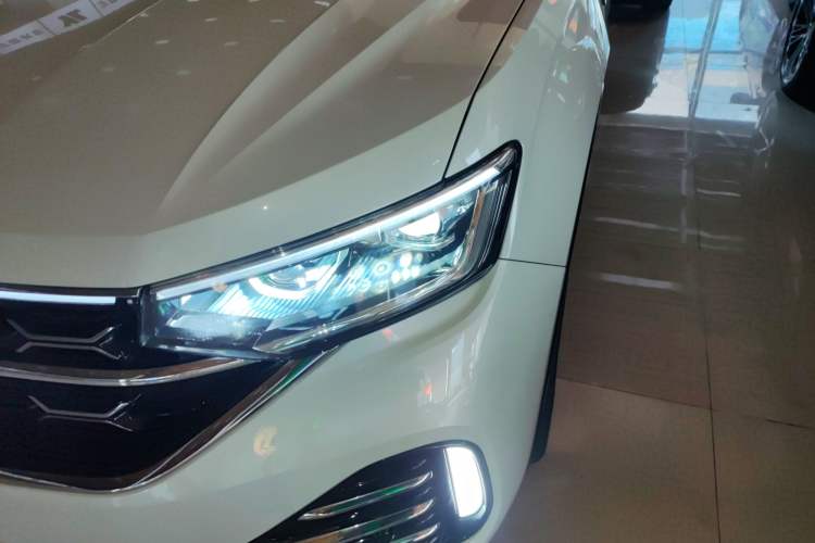 Used Volkswagen Tayron 2023 Revised Version 380TSI All-Wheel Drive R-Line High-Energy Edition
