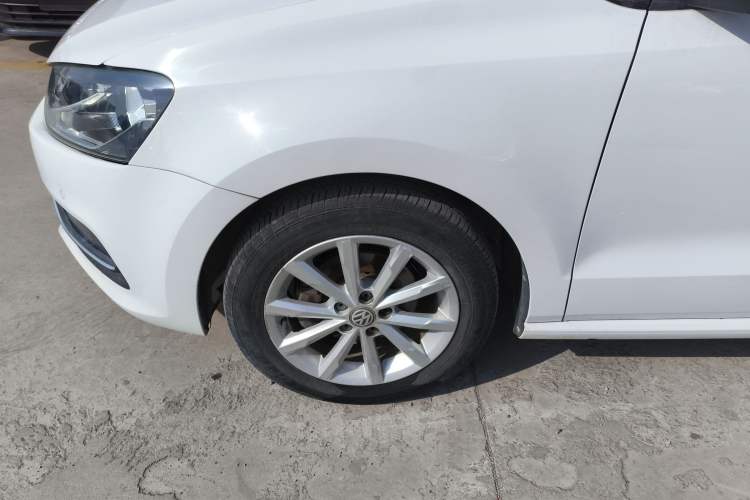 Used Volkswagen Polo 2016 1.6L Automatic Luxury Model
