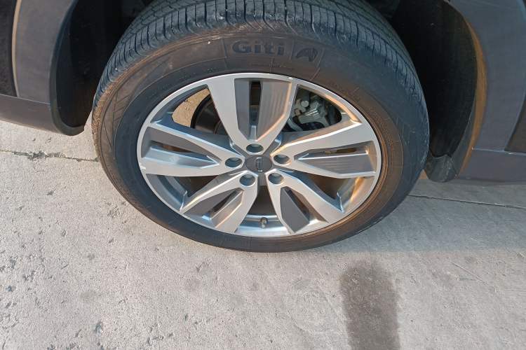 Used Geely Auto Haoyue 2022 1.8TD Automatic Prestige 7-Seater
