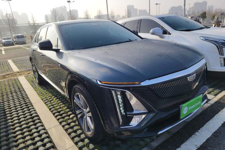 Used Cadillac LYRIQ 2024 Rear-Drive Standard Range Luxury Edition
