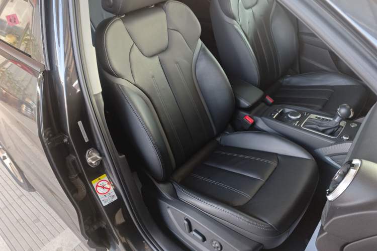 Used Audi Q2L 2022 35 TFSI Fashion Dynamic Model
