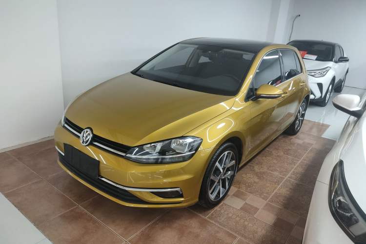 Used Volkswagen Golf 2018 230TSI Automatic Luxury Version