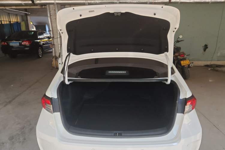 Used Toyota Corolla 2022 TNGA 1.5L CVT Pioneer Edition
