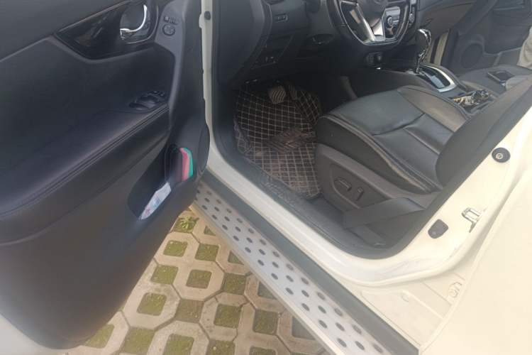 Used Nissan X-Trail 2019 2.0L CVT Smart Connect Comfort Edition 2WD
