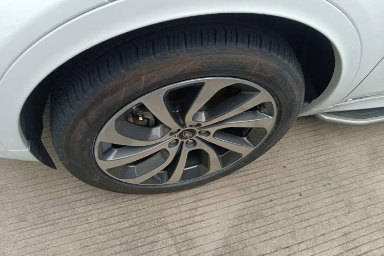 Used Land Rover Discovery Sport New Energy 2022 P300e Performance Tech Edition
