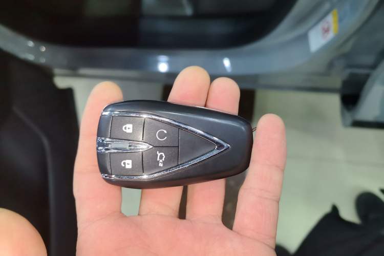 Used Changan CS75 PLUS 2025 4th Generation 1.5T New Blue Whale Smart Luxury Edition
