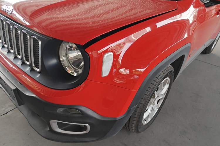 Used  Renegade 2017 180T Automatic High-Energy Version
