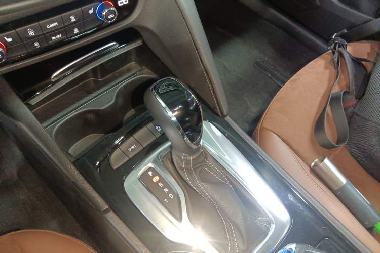 Used Buick Regal 2019 20T Elite Version China VI Standard
