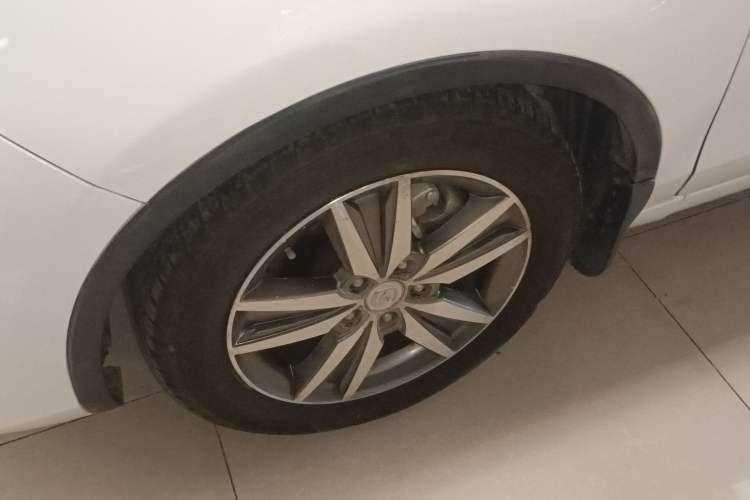 Used Changan Eado 2015 1.6L Automatic Junku Model China IV Standard
