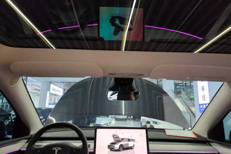 Used Tesla Model Y 2024 Rear-Wheel-Drive Version
