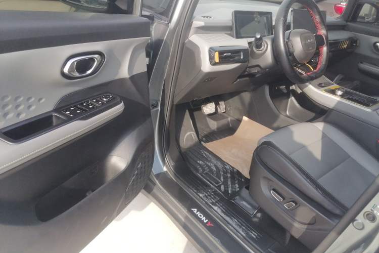 Used AION Y 2022 70 Intelligent Edition Lithium Iron Phosphate